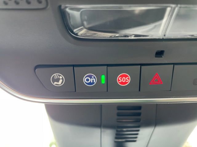 Used 2025 Chevrolet Traverse High Country image 29