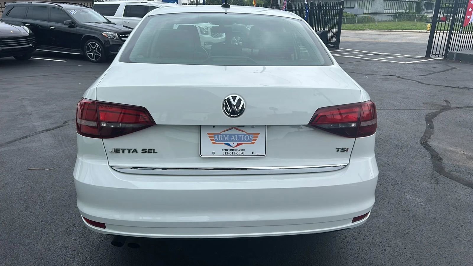 Used 2017 Volkswagen Jetta SEL image 5