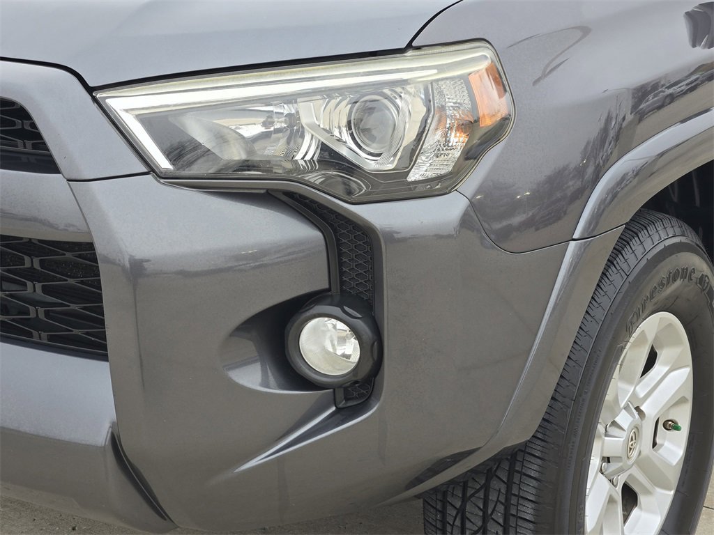Used 2014 Toyota 4Runner SR5 Premium image 10