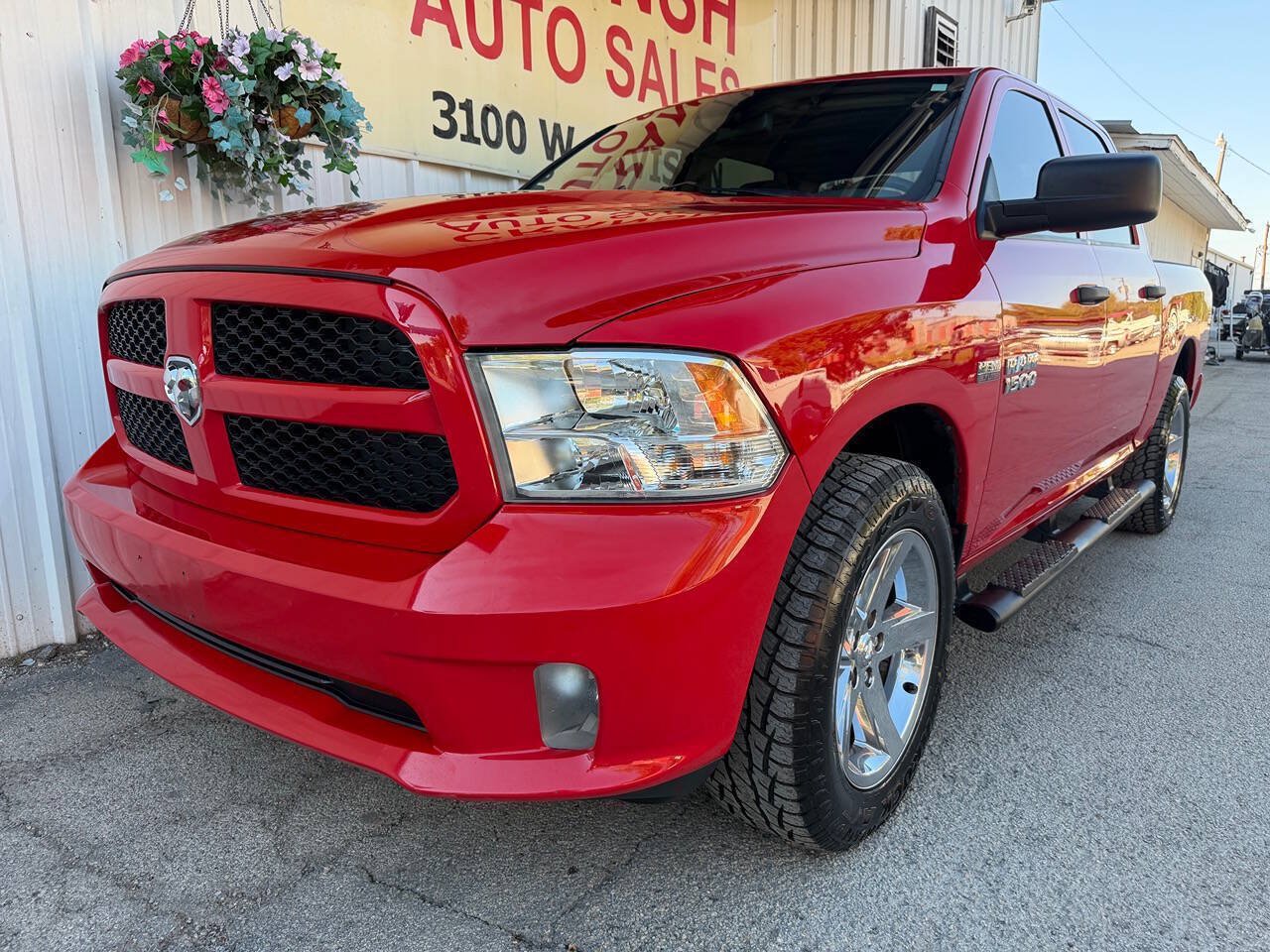 Used 2016 RAM 1500 Express w/ Popular Equipment Group AWD/4WD image 8