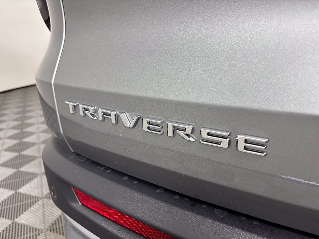 New 2027 Chevrolet Traverse LT w/ LPO, Floor Liner Package FWD image 22