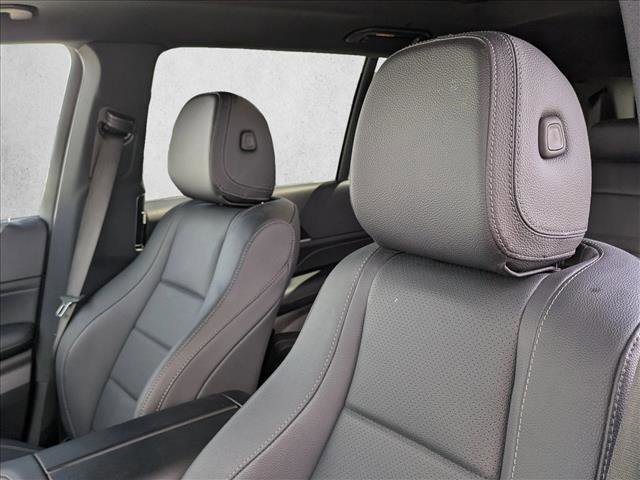 Used 2025 Mercedes-Benz GLS 450 4MATIC image 14