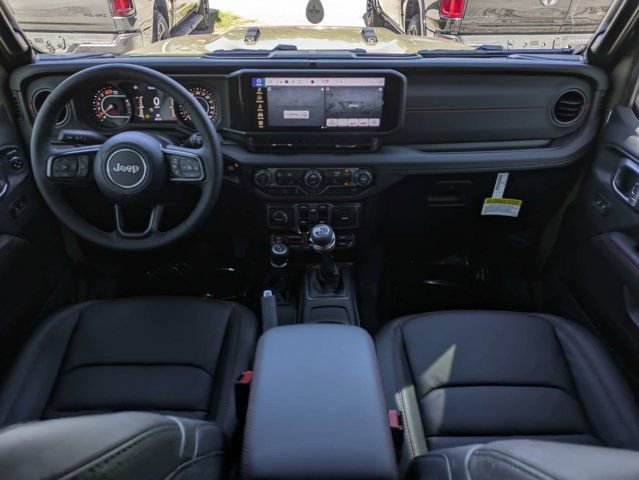 New 2026 Jeep Wrangler Unlimited Rubicon AWD/4WD image 15