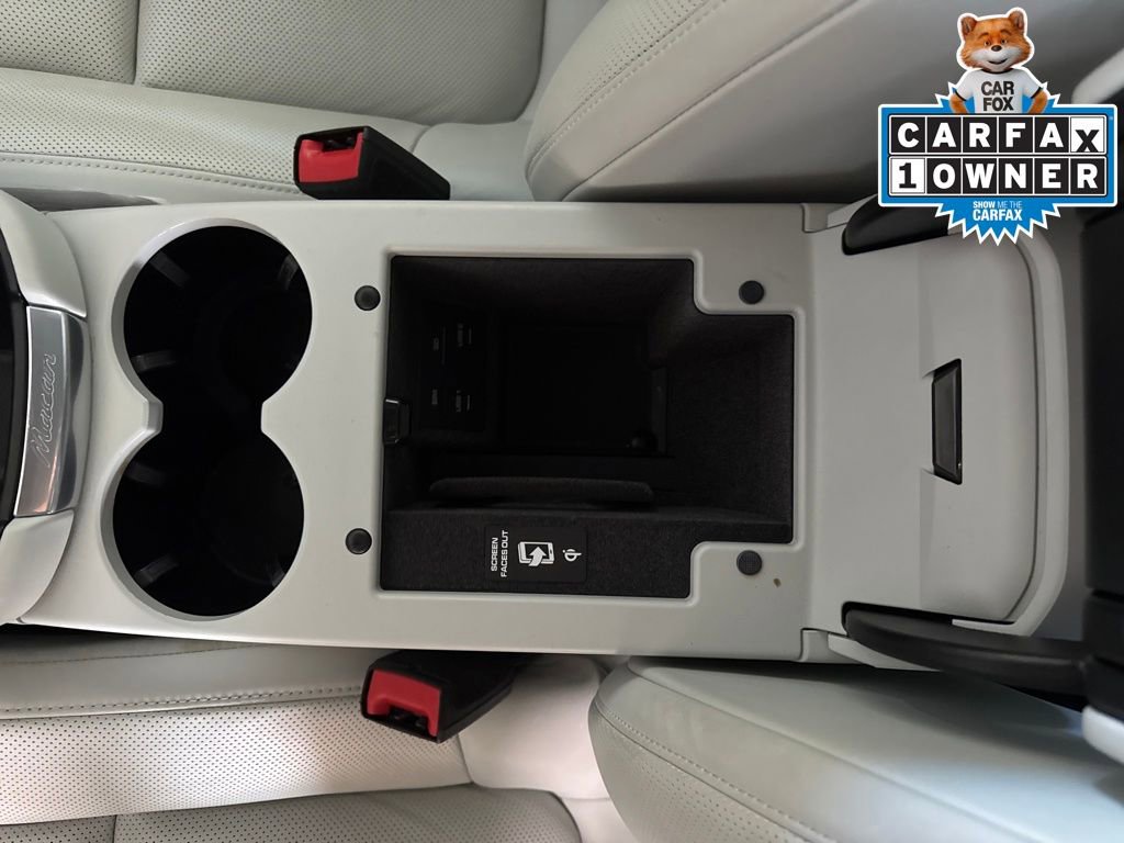 Used 2023 Porsche Macan Turbo image 29