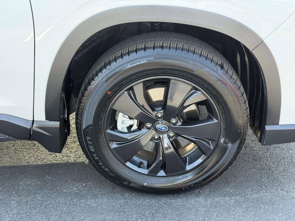 Used 2026 Subaru Ascent Premium image 9