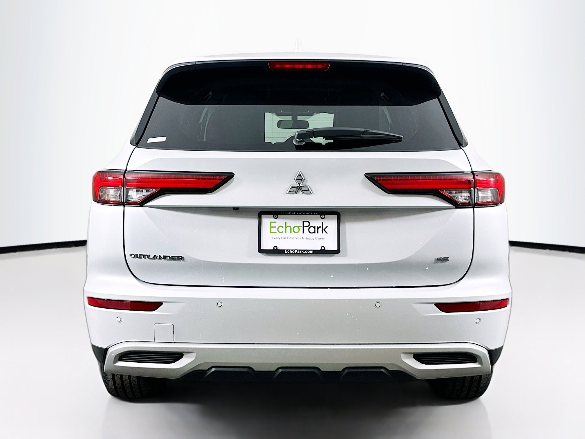 Used 2024 Mitsubishi Outlander SE image 7