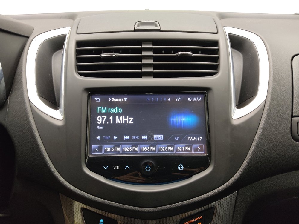 Used 2015 Chevrolet Trax LTZ FWD image 25