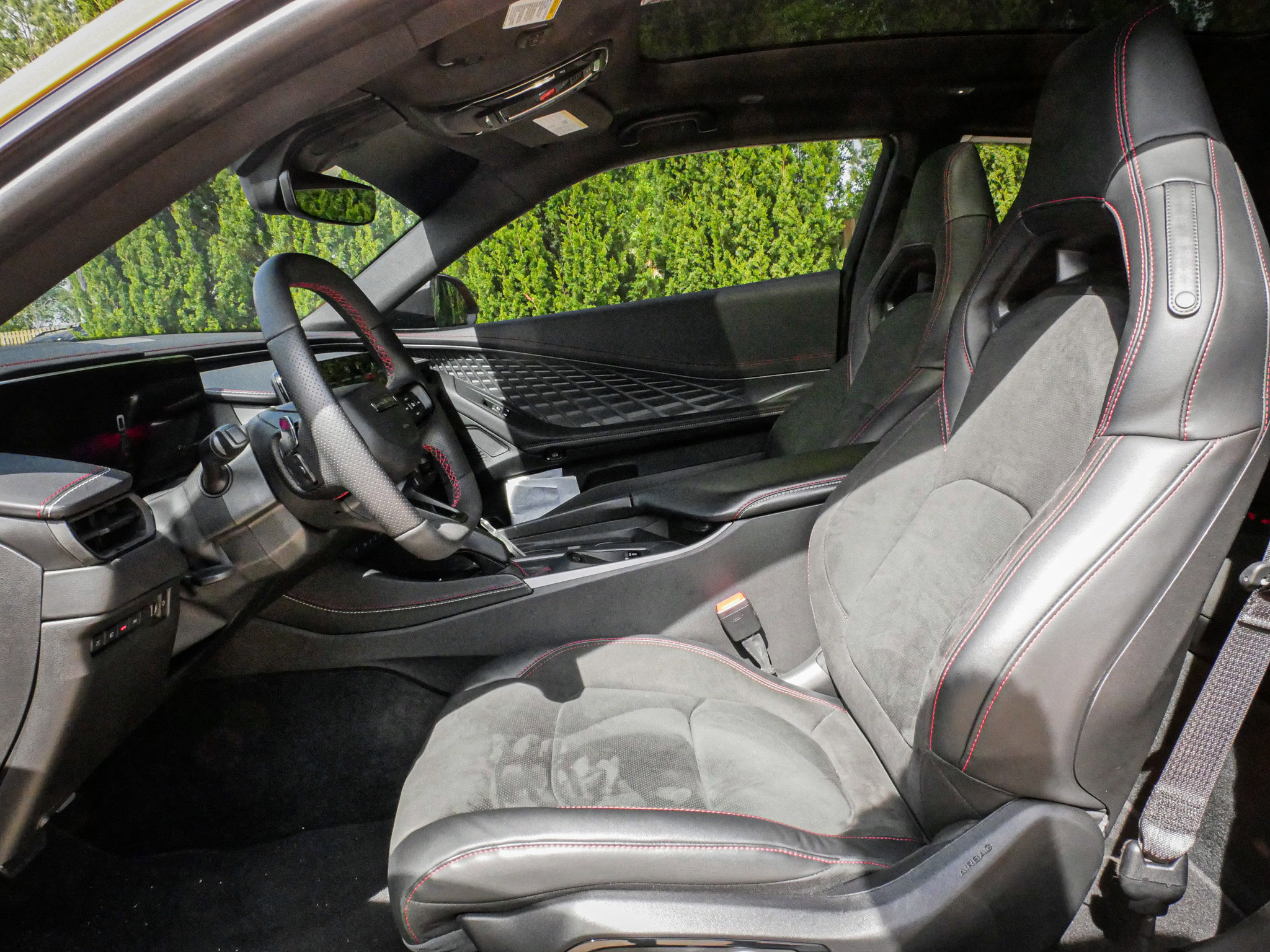 Used 2025 Dodge Charger Scat Pack w/ Track Pack image 16