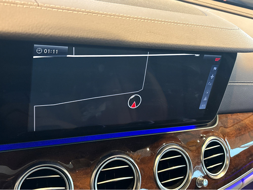 Used 2017 Mercedes-Benz E 300 4MATIC image 11