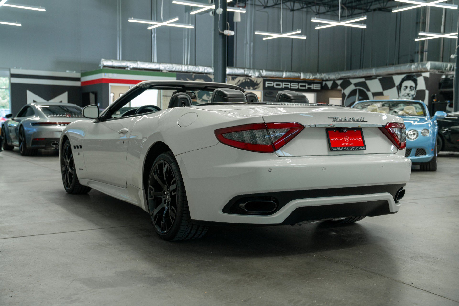Used 2016 Maserati GranTurismo Sport RWD image 6