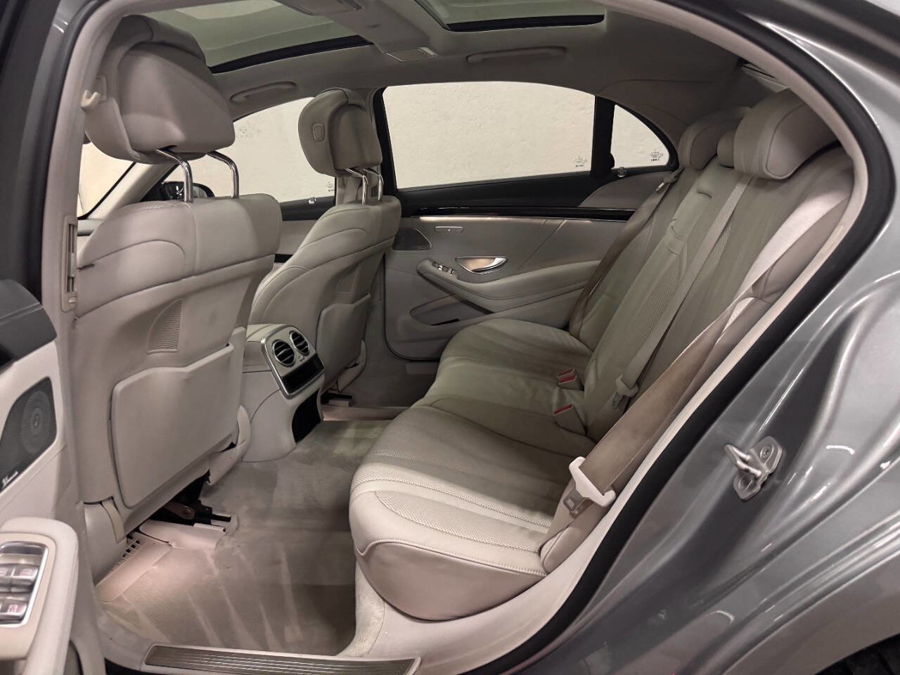 Used 2015 Mercedes-Benz S 550 4MATIC Sedan image 17