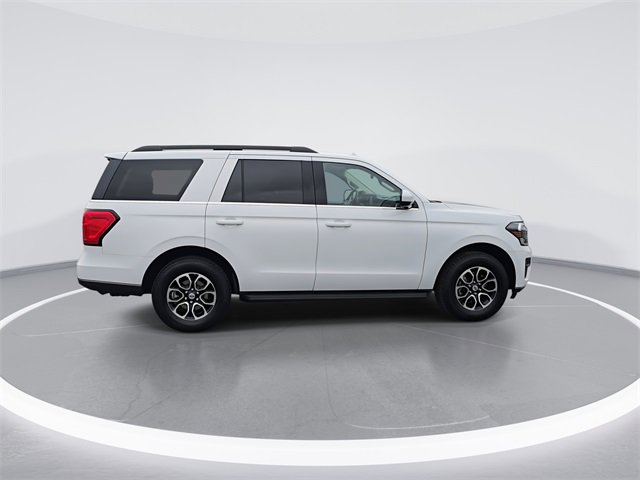 Used 2024 Ford Expedition XLT image 8