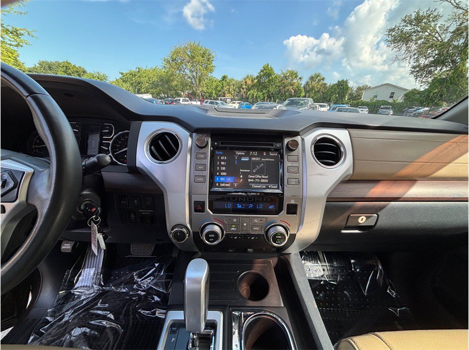 Used 2019 Toyota Tundra Limited w/ Limited Premium Package AWD/4WD image 11
