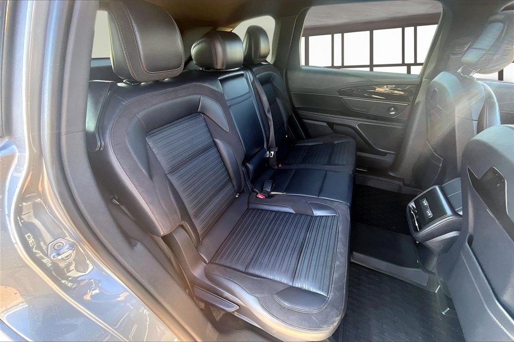 Used 2024 Lincoln Nautilus Reserve w/ Equipment Group 202A image 28