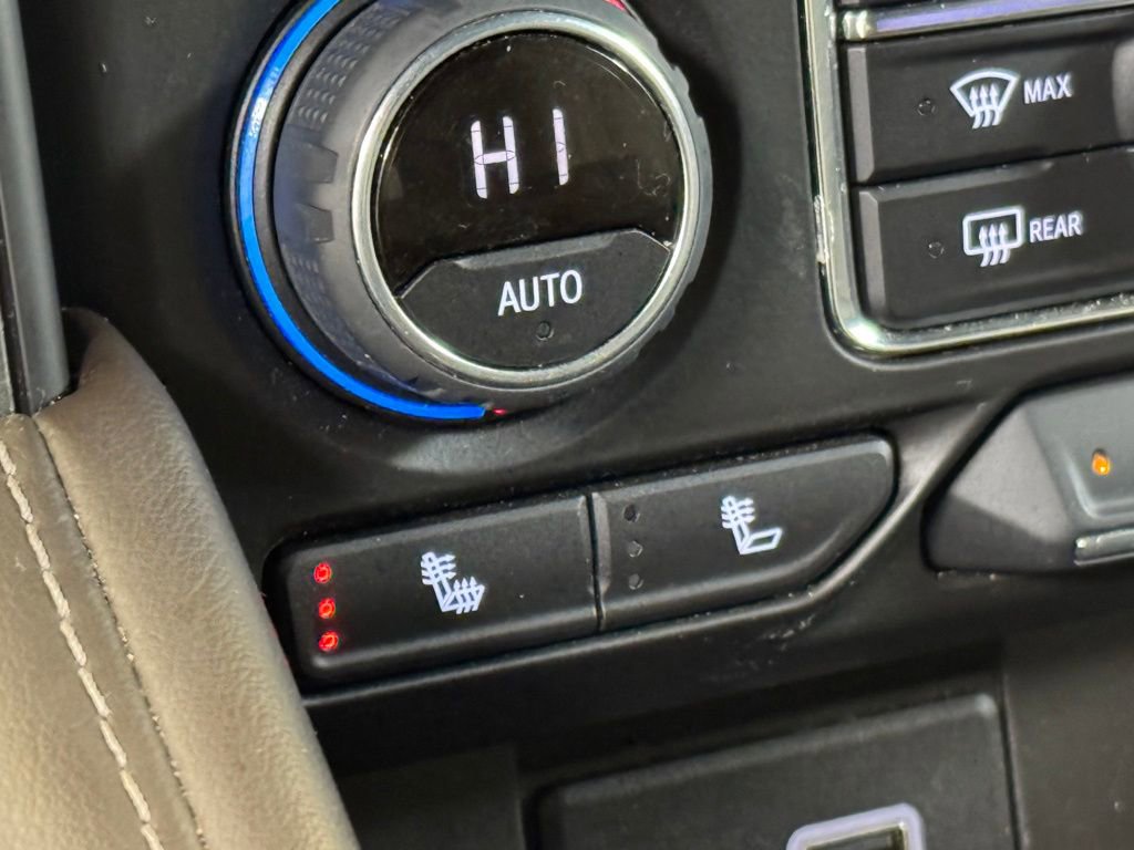 Used 2021 Chevrolet Tahoe Z71 AWD/4WD image 35