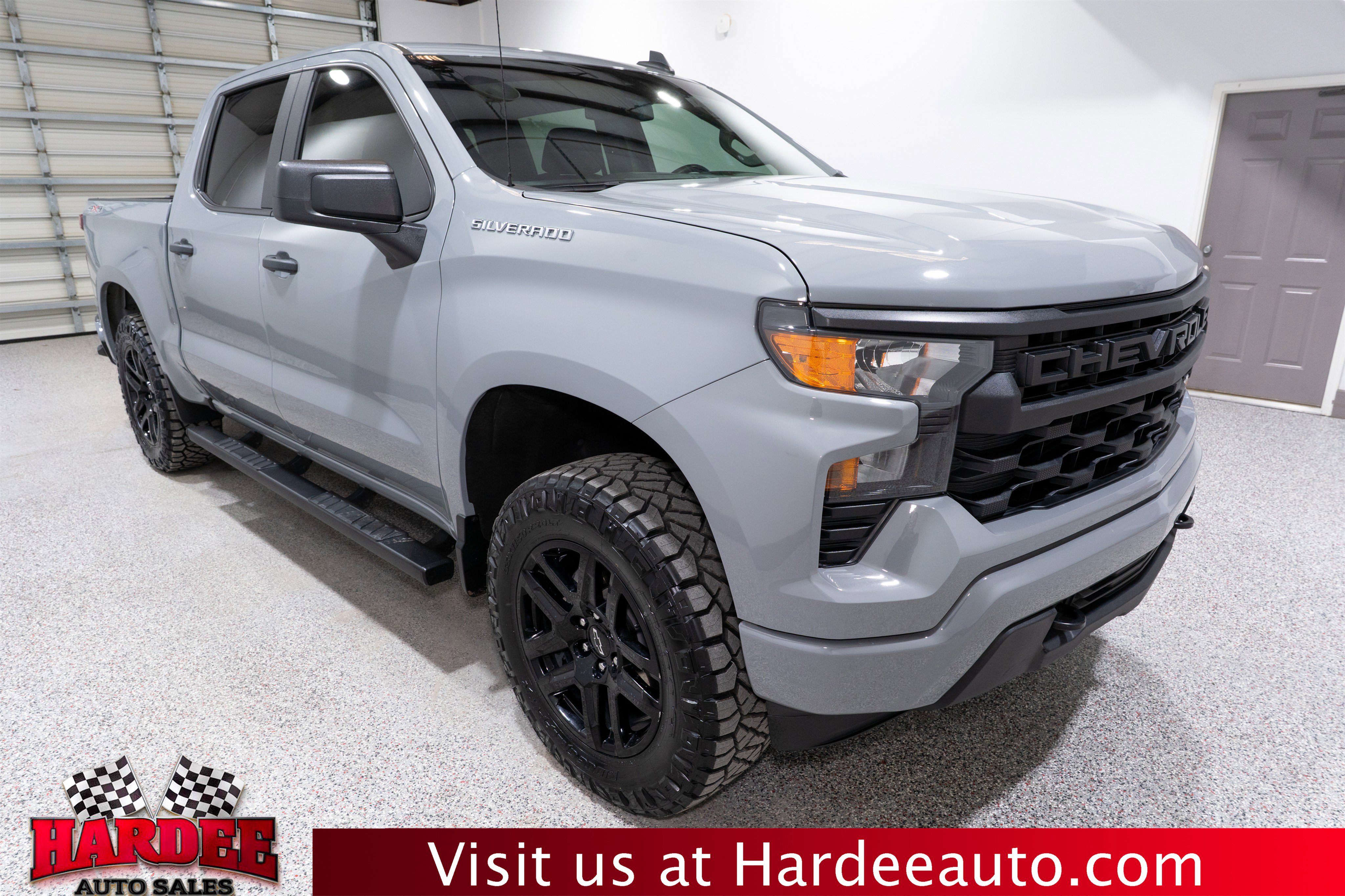 Used 2024 Chevrolet Silverado 1500 Custom image 6