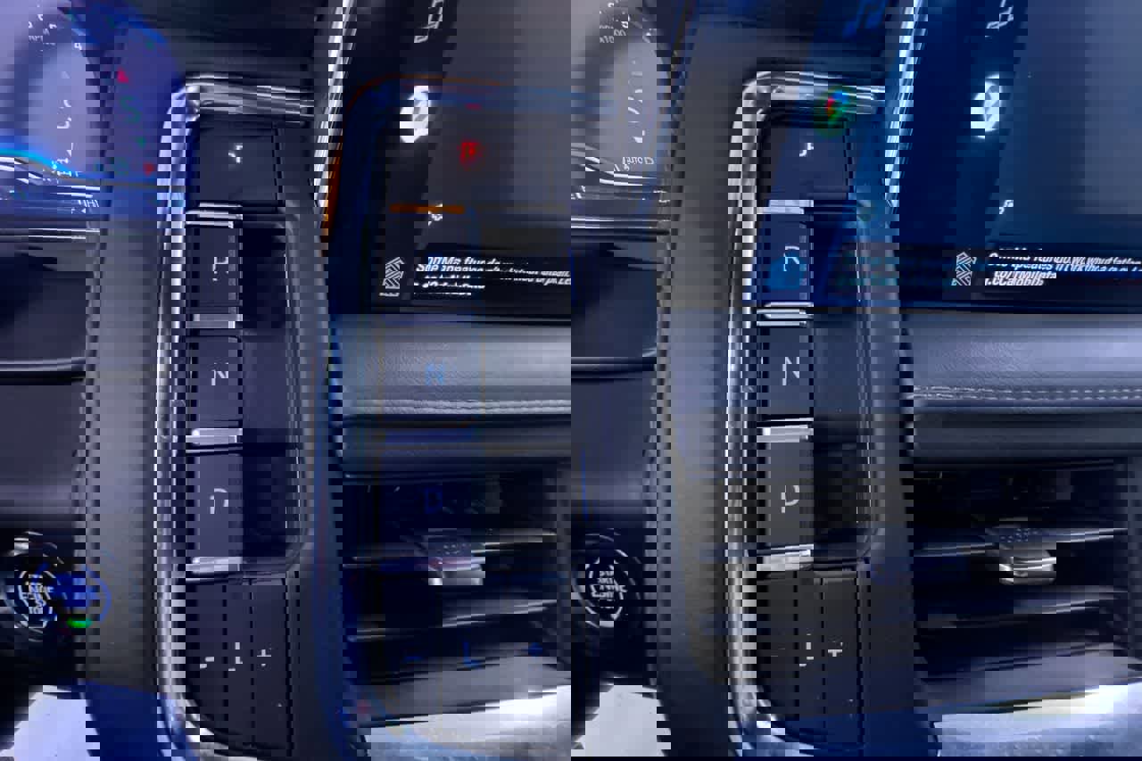 Used 2022 Chevrolet Tahoe LT w/ LT Signature Plus Package image 30