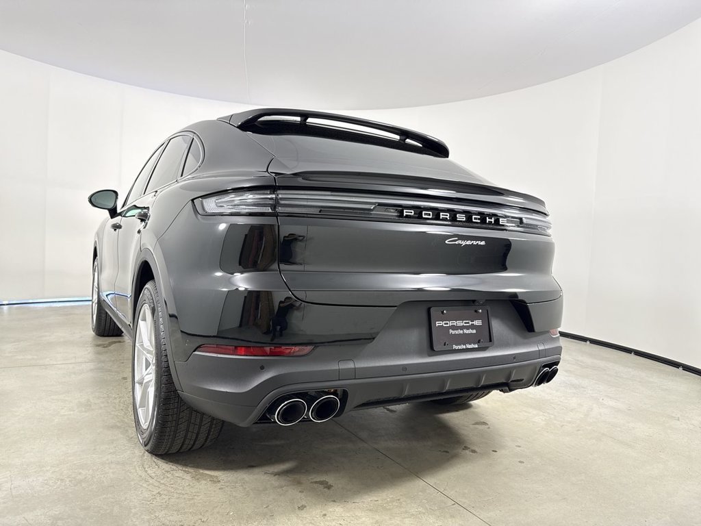 New 2026 Porsche Cayenne Coupe AWD/4WD image 19