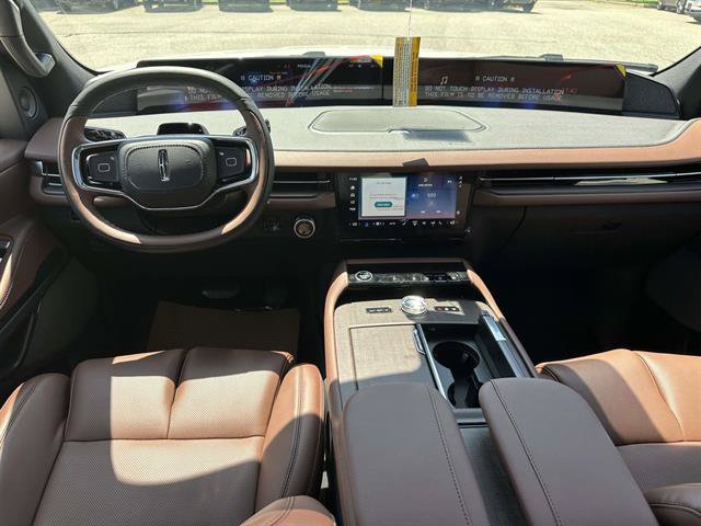 New 2027 Lincoln Navigator L Reserve AWD/4WD image 32