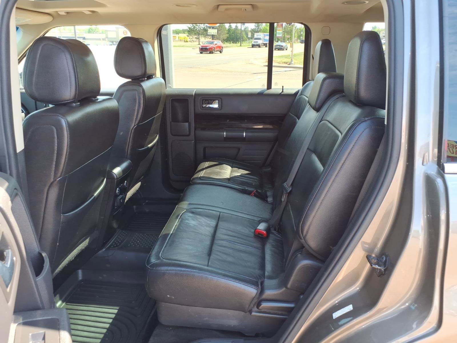 Used 2014 Ford Flex SEL w/ Equipment Group 202A AWD/4WD image 11