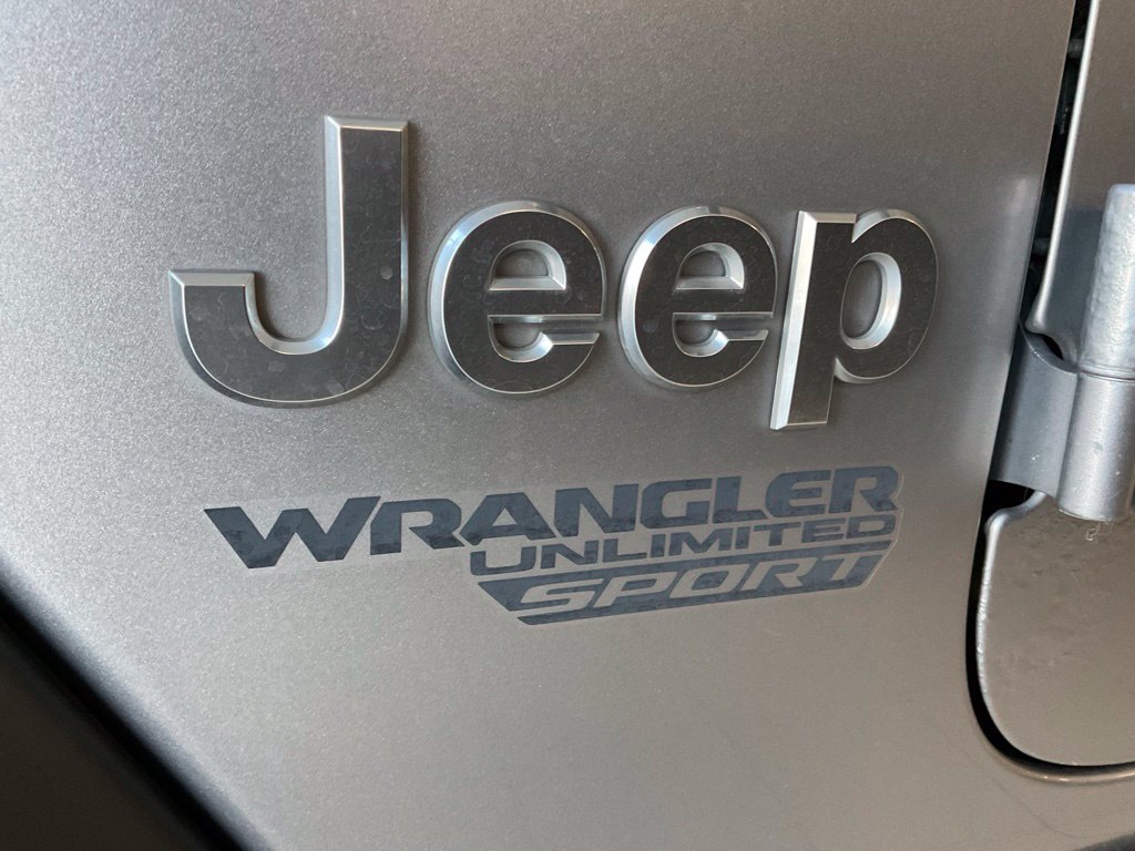 Used 2019 Jeep Wrangler Unlimited Sport S AWD/4WD image 23