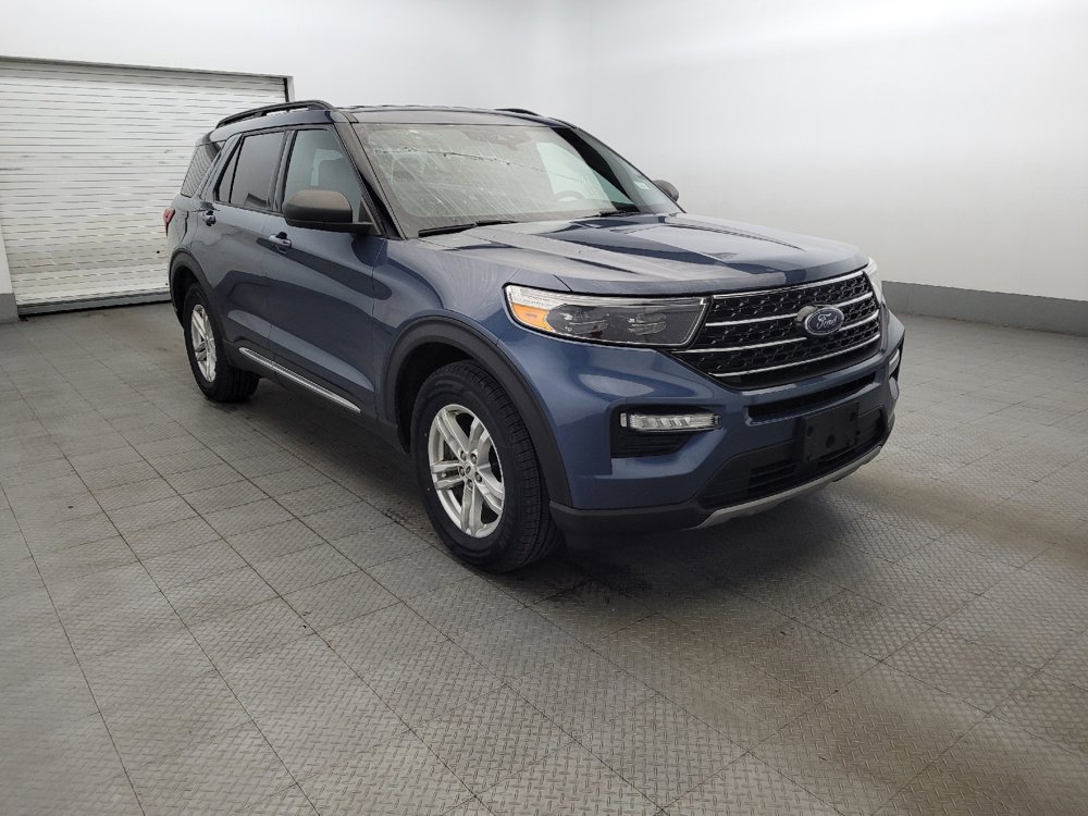 Used 2020 Ford Explorer XLT w/ Equipment Group 202A AWD/4WD image 13