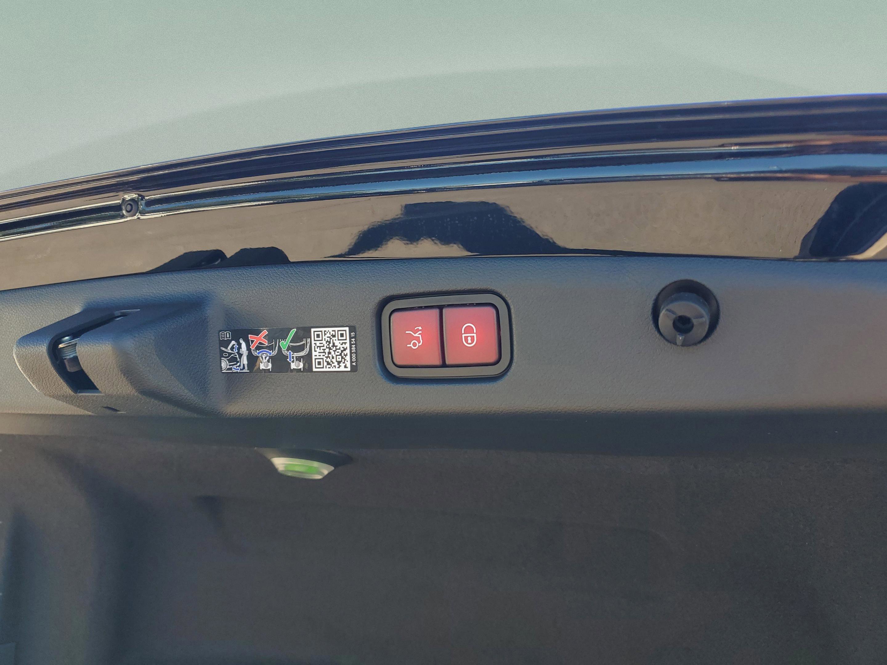 New 2026 Mercedes-Benz E 350 Sedan image 8