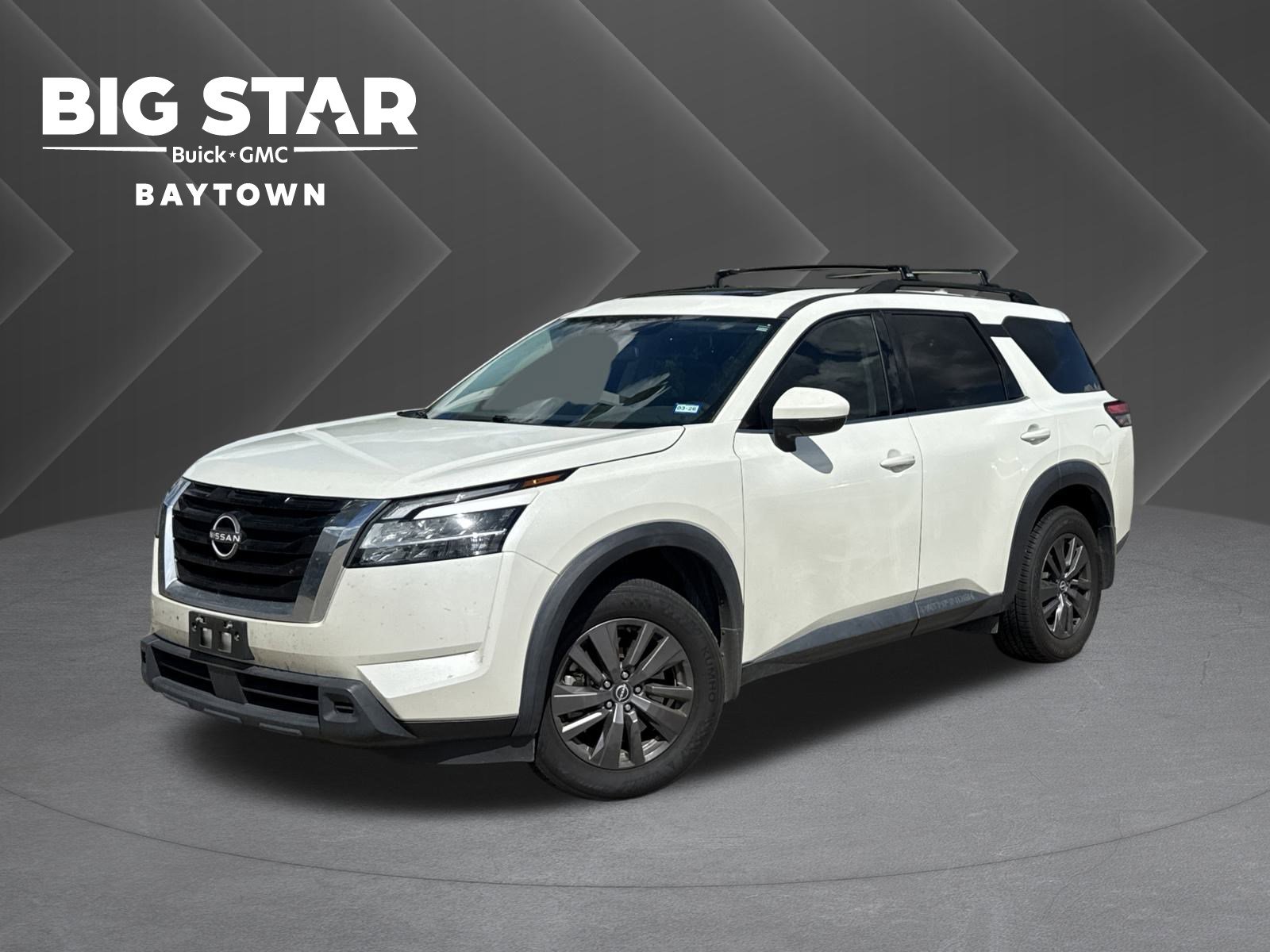 Used 2022 Nissan Pathfinder SV w/ SV Premium Package