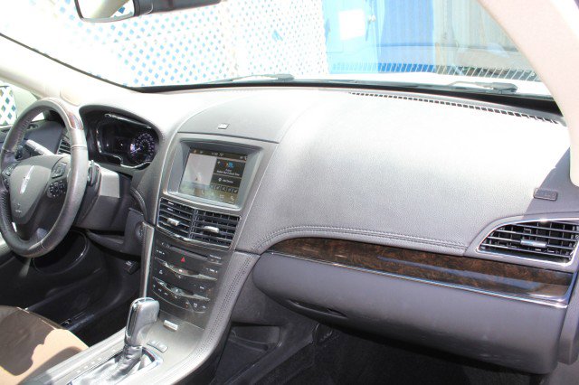 Used 2018 Lincoln MKT AWD w/ Technology Package image 15