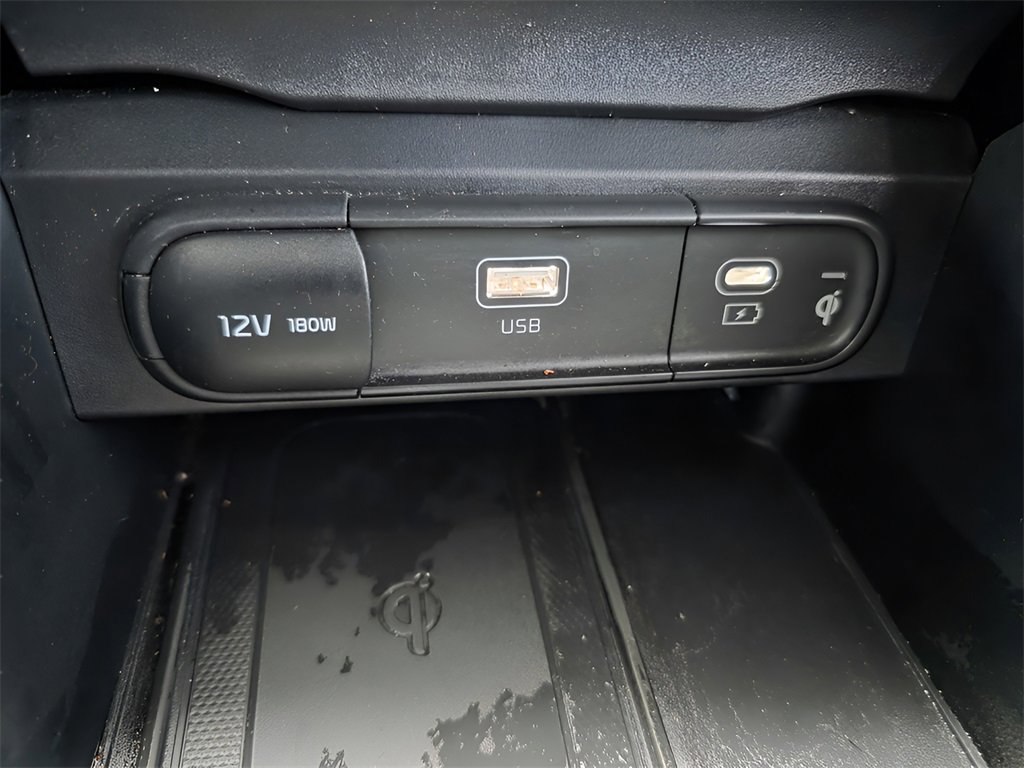 Used 2025 Kia Telluride AWD image 37