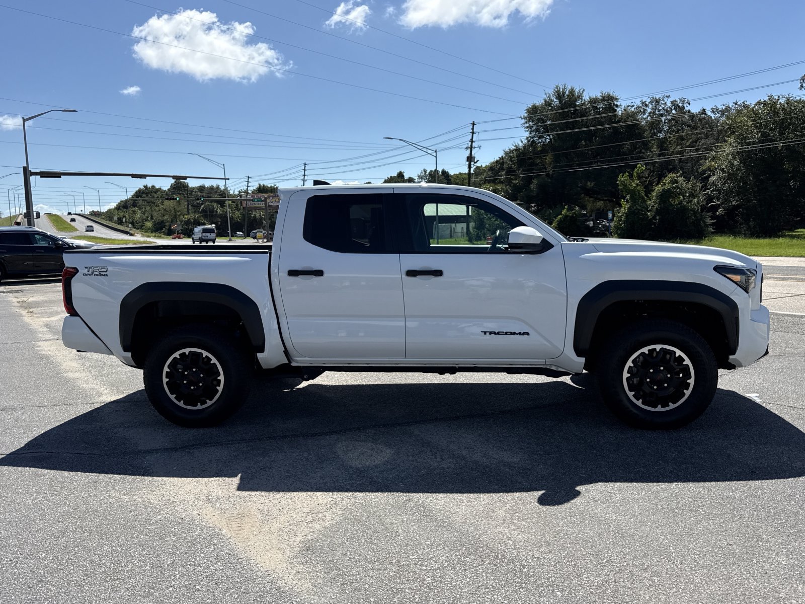 Used 2025 Toyota Tacoma TRD Off-Road AWD/4WD image 6