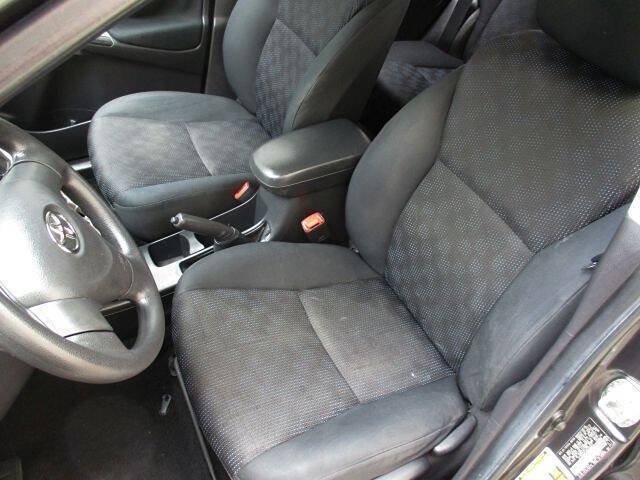 Used 2010 Toyota Matrix FWD image 11