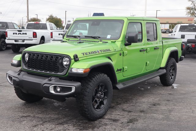 New 2025 Jeep Gladiator Sport image 18