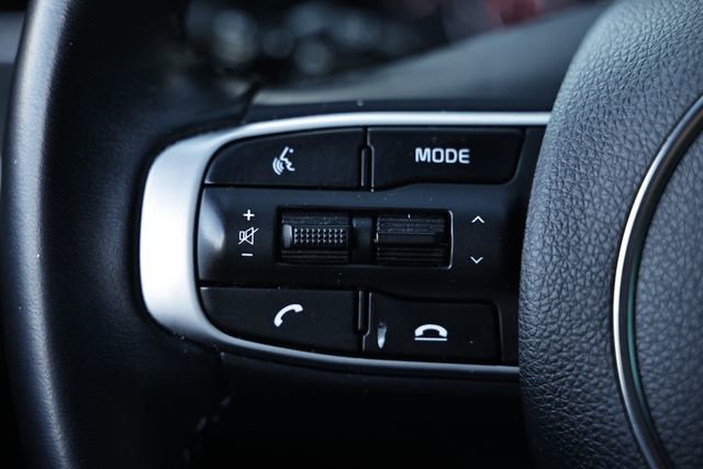 Used 2023 Kia K5 GT-Line image 32