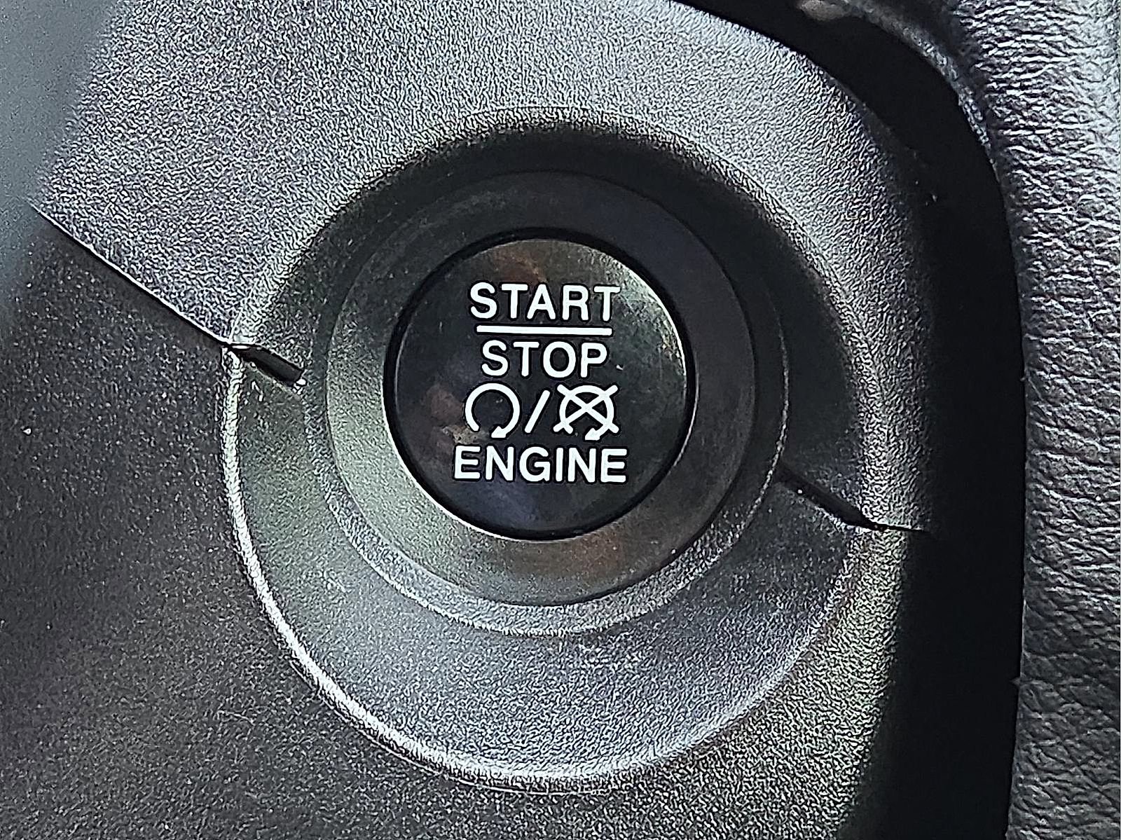 Used 2018 Jeep Compass Trailhawk image 20