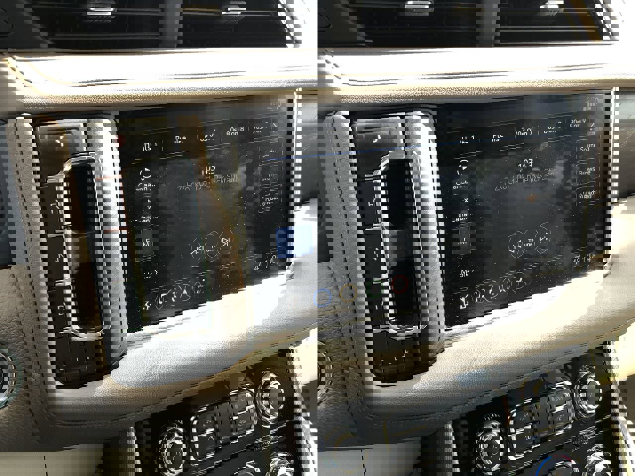 Used 2021 GMC Yukon Denali w/ Denali Premium Package image 20