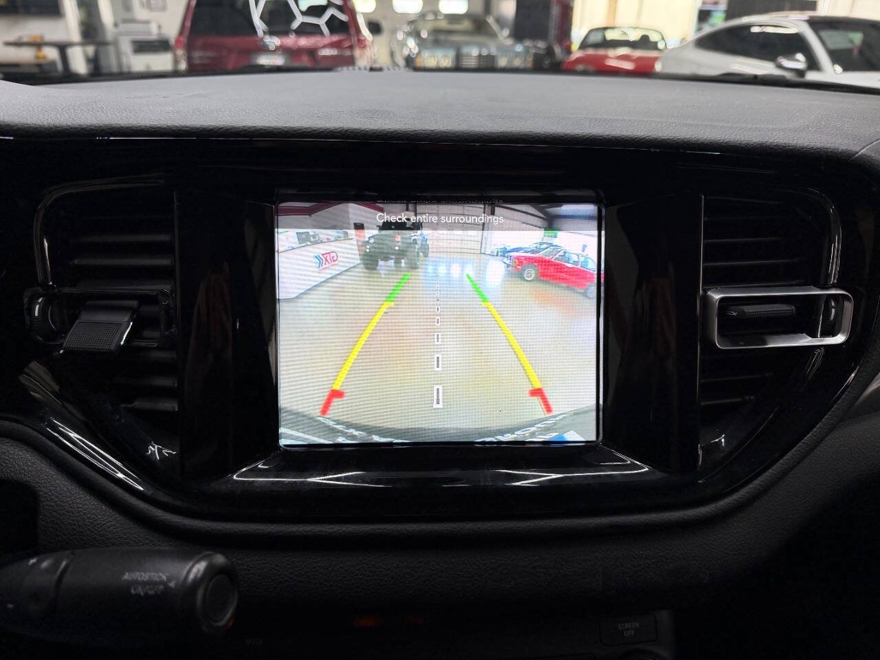 Used 2022 Dodge Durango AWD w/ Skid Plate Group image 28