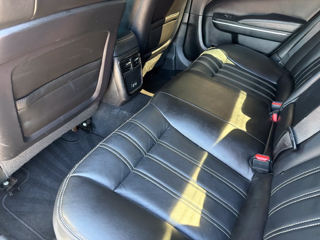 Used 2022 Chrysler 300 S RWD image 31