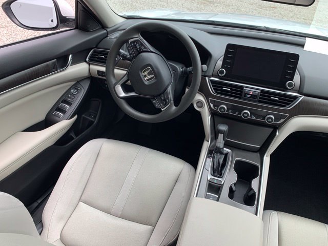 Used 2020 Honda Accord EX image 19