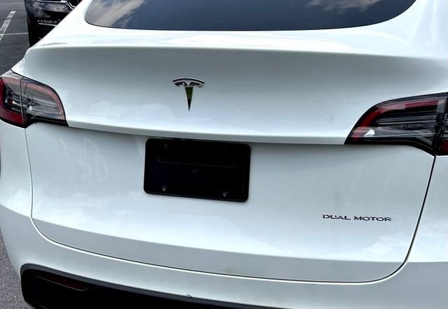 Used 2023 Tesla Model Y Long Range AWD/4WD image 12