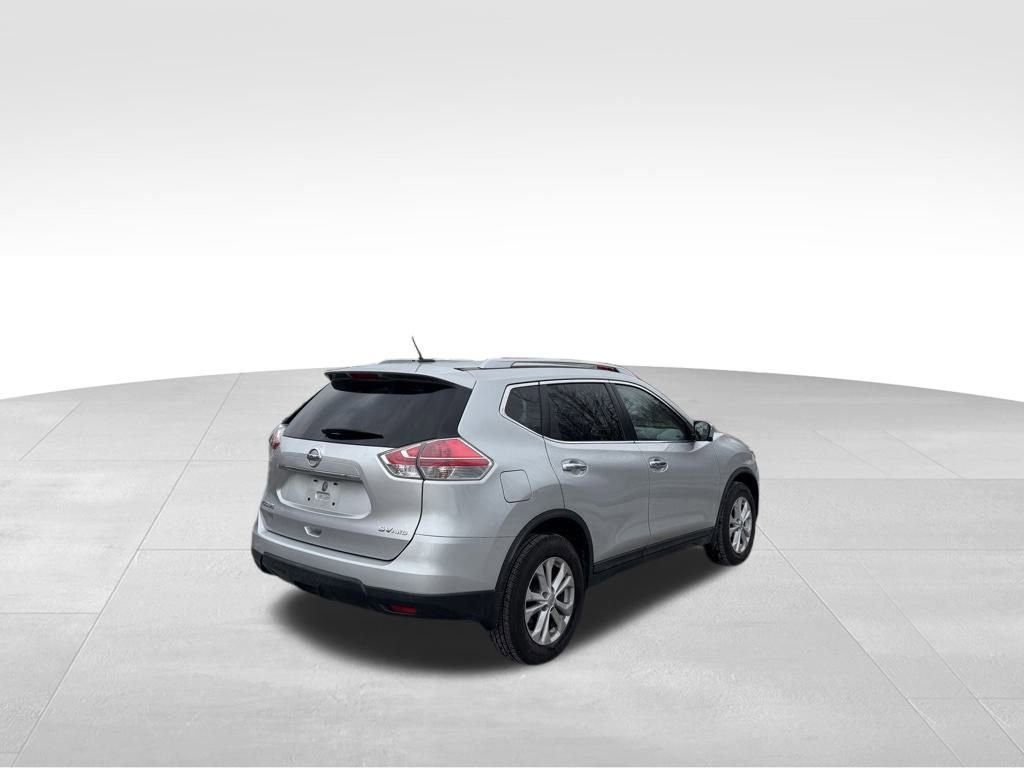 Used 2016 Nissan Rogue SV w/ SV Premium Package image 10