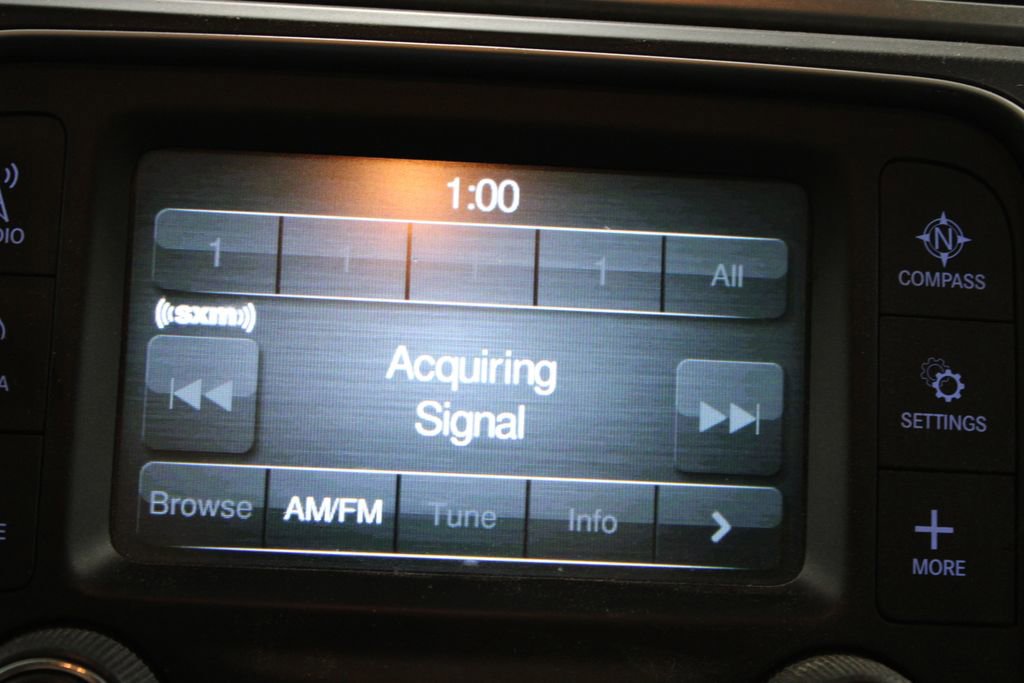 Used 2017 RAM 1500 Classic SLT AWD/4WD image 28
