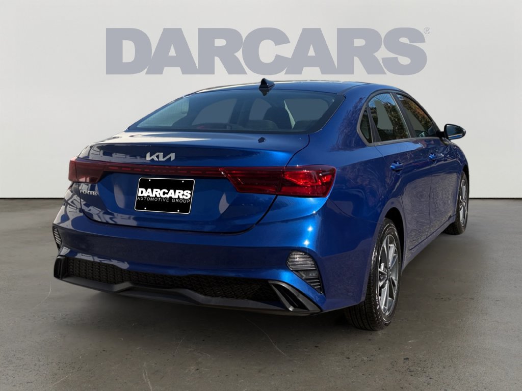 Used 2023 Kia Forte LXS FWD image 7