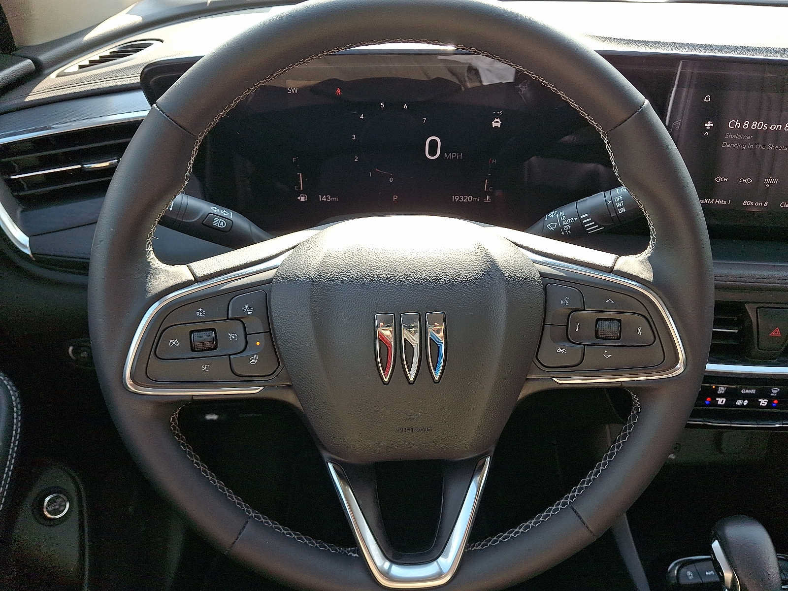 Used 2024 Buick Encore GX Avenir w/ Avenir Convenience Package AWD/4WD image 19