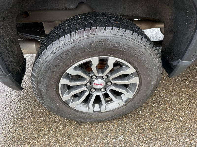 Used 2021 GMC Sierra 1500 AT4 image 15