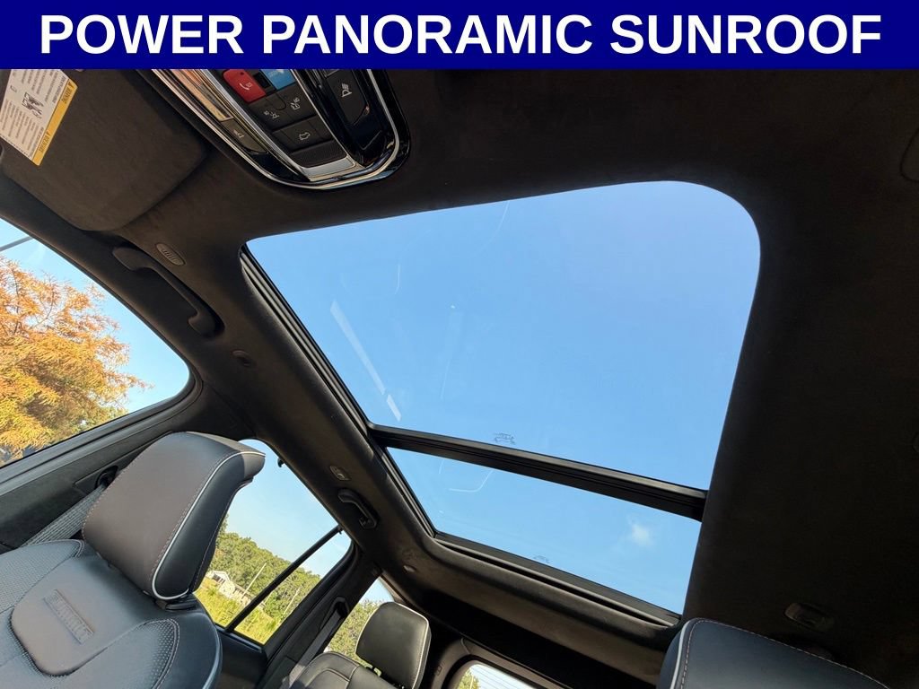 Used 2022 Jeep Grand Cherokee Summit AWD/4WD image 2