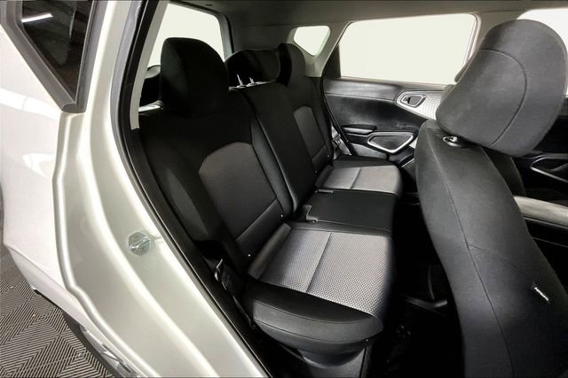 Used 2022 Kia Soul LX w/ Technology Package image 24