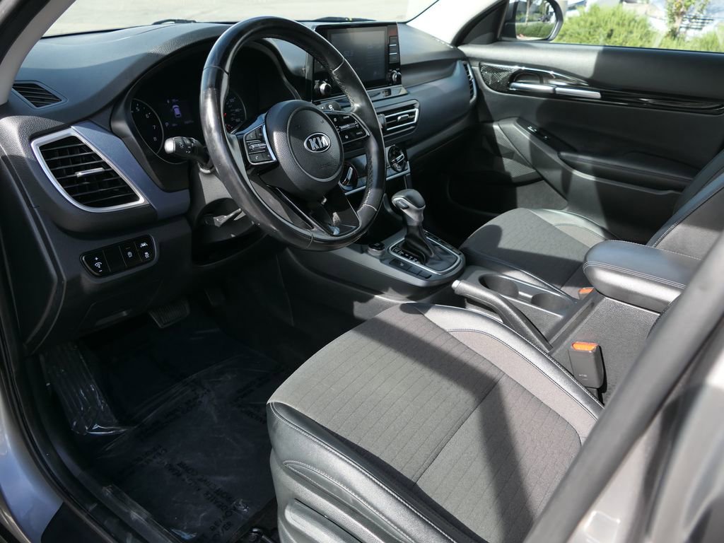 Used 2021 Kia Seltos S image 12