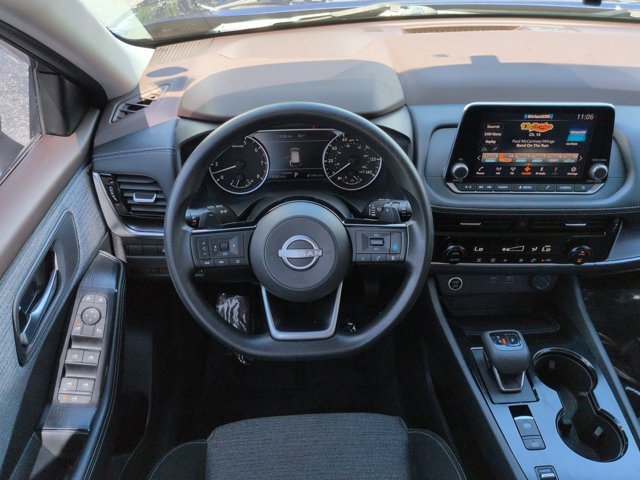 Certified 2022 Nissan Rogue SV FWD image 16