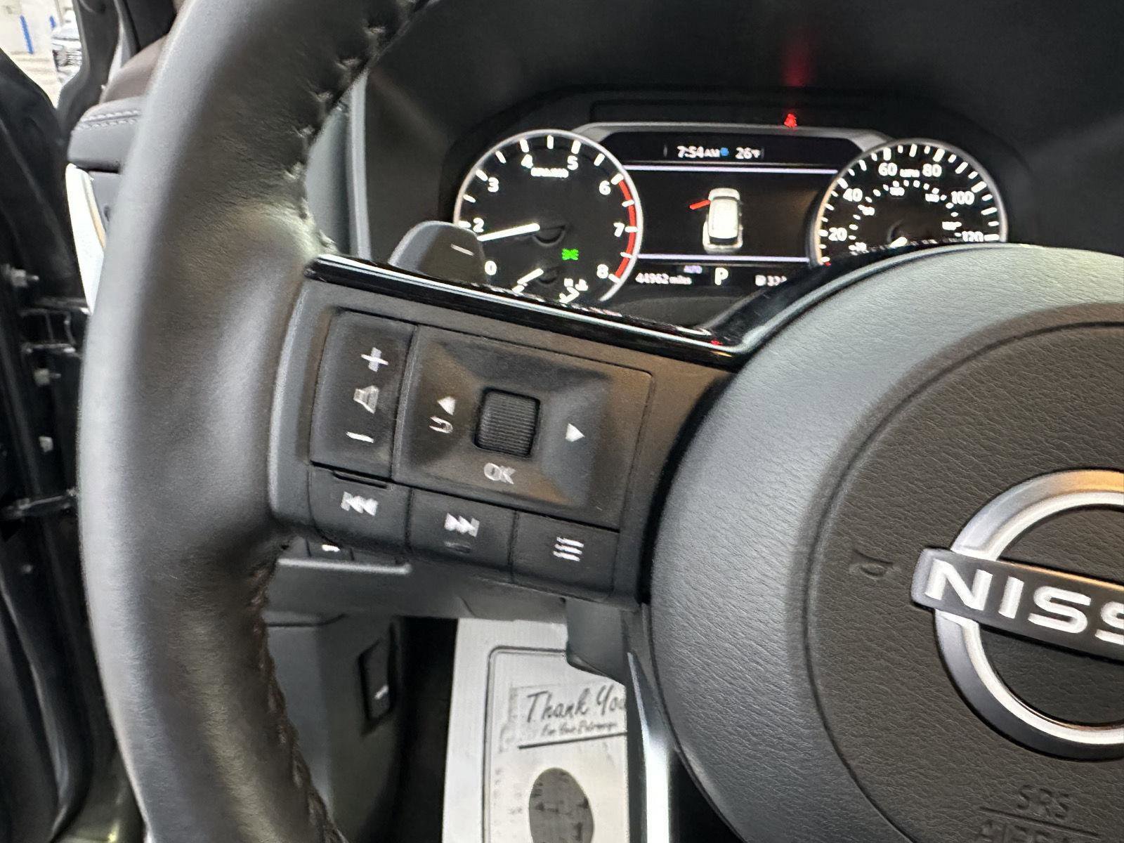 Used 2022 Nissan Rogue SV w/ SV Premium Package image 26